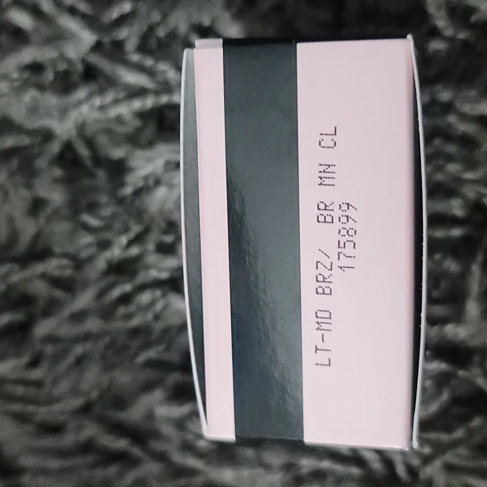🤎NIB Mary Kay Silky Setting Powder: Light - Medium Bronze🤎